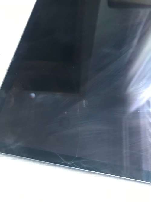 APPLE APAD PRO 11`*A1980 WIFI ONLY*64 GB*MTXN2X/A*USB CABLE*CHARGER *GOOD WORKING CONDITION